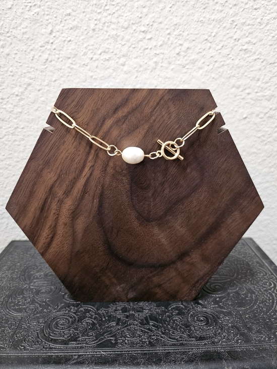 Jewelry - Cultured Fresh Water Pearl Bracelet